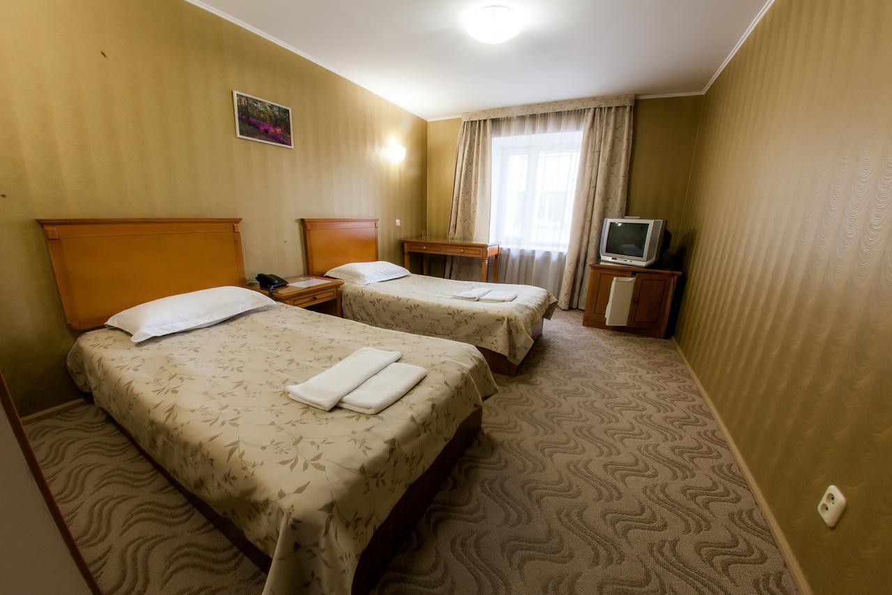 Hotel Edem Karagandy Esterno foto